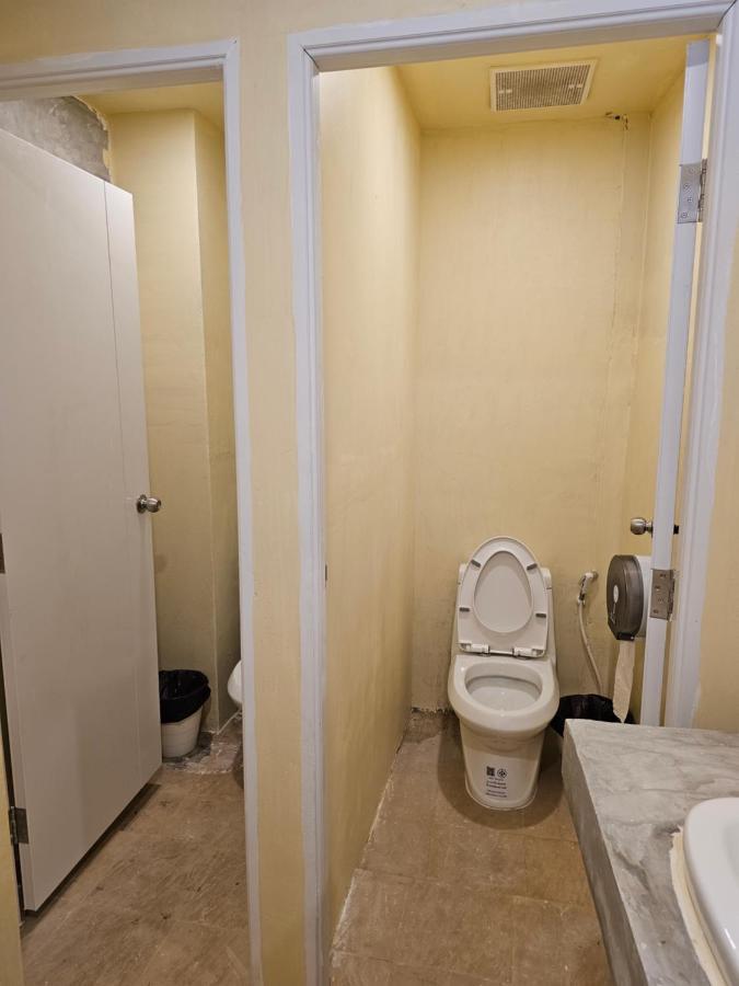 Luca Hostel بانكوك المظهر الخارجي الصورة